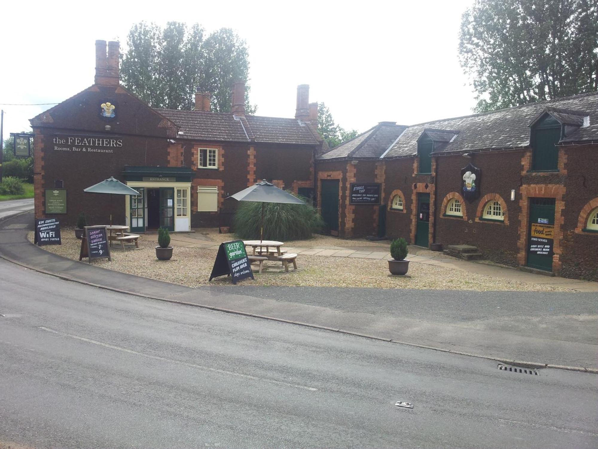 The Feathers Dersingham Exterior photo